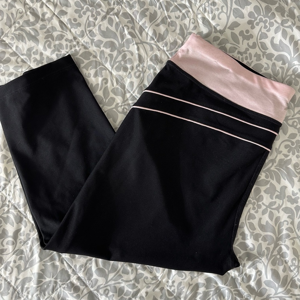 Xersion performancewear L black and pink workout pants